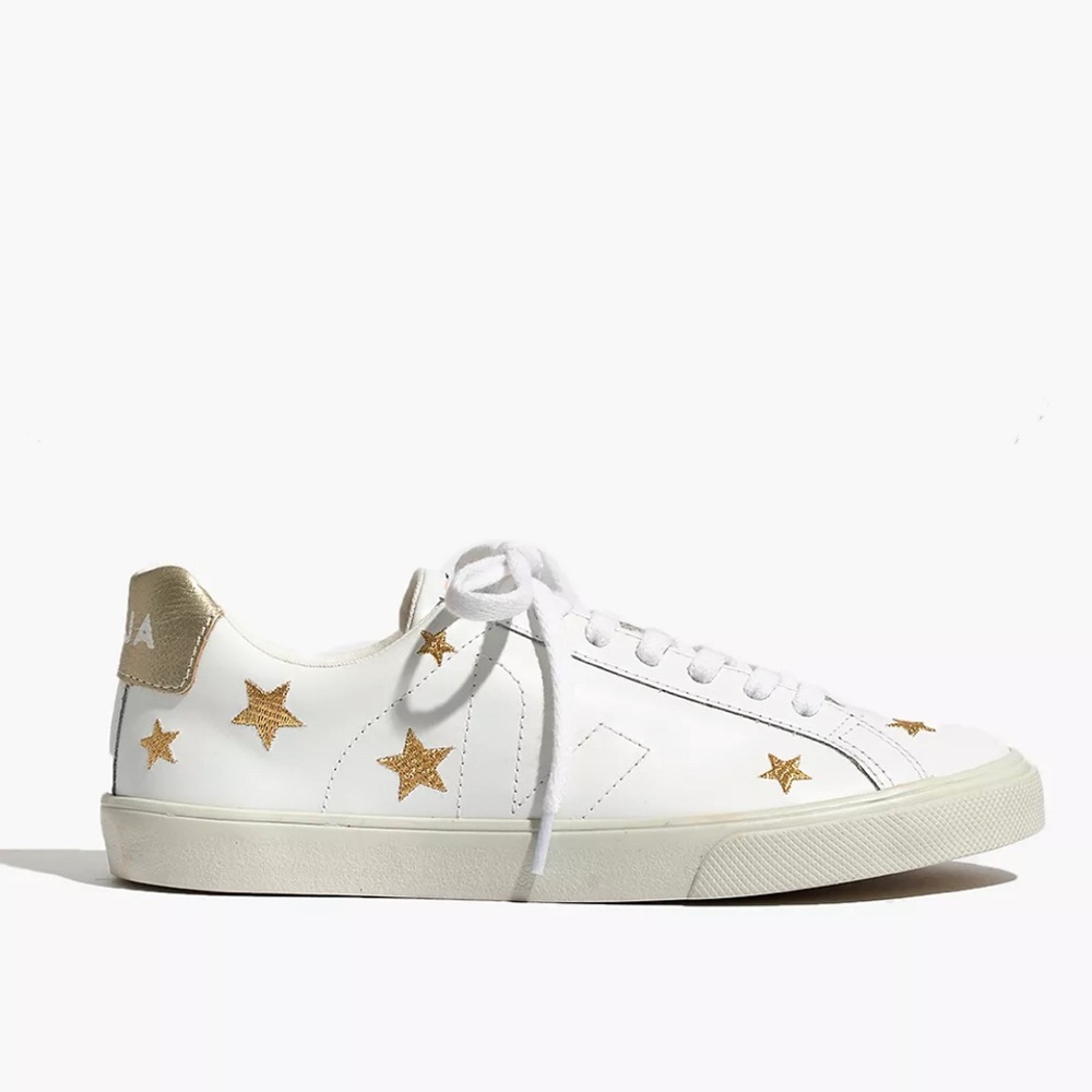 Madewell x Veja Esplar Low Sneakers in Embroidered Stars